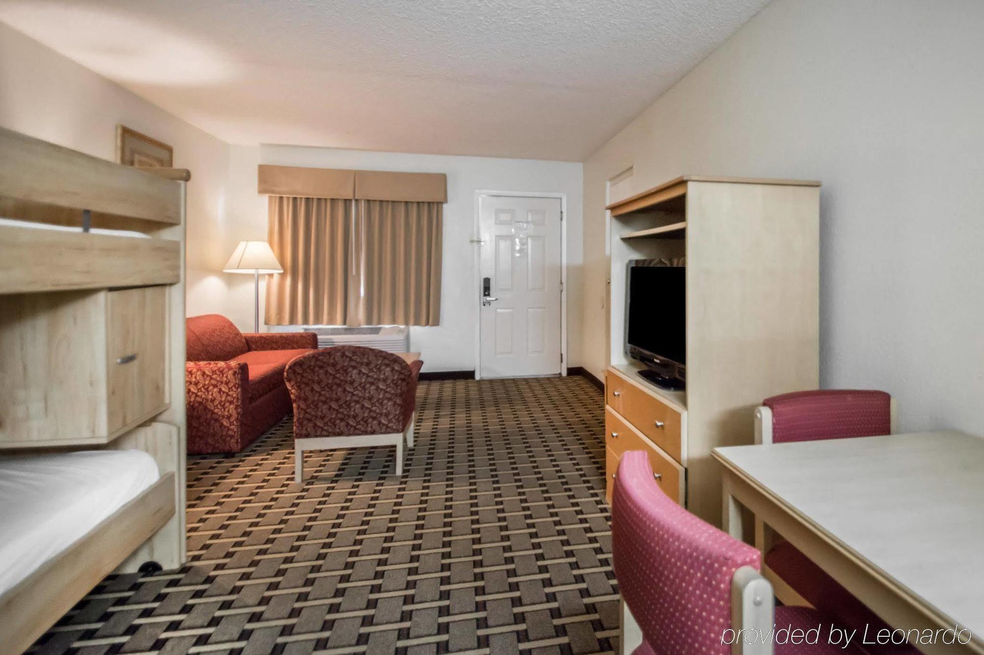 Quality Inn & Suites Eastgate Kissimmee Ngoại thất bức ảnh